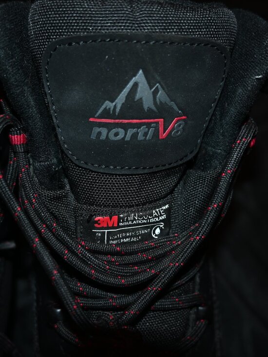 Mens Nortiv8 waterproof insulated boots main image 7